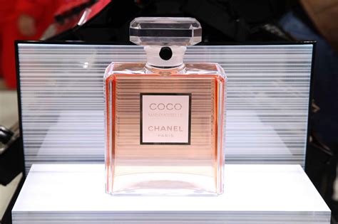 coco chanel kleid|coco chanel most expensive perfume.